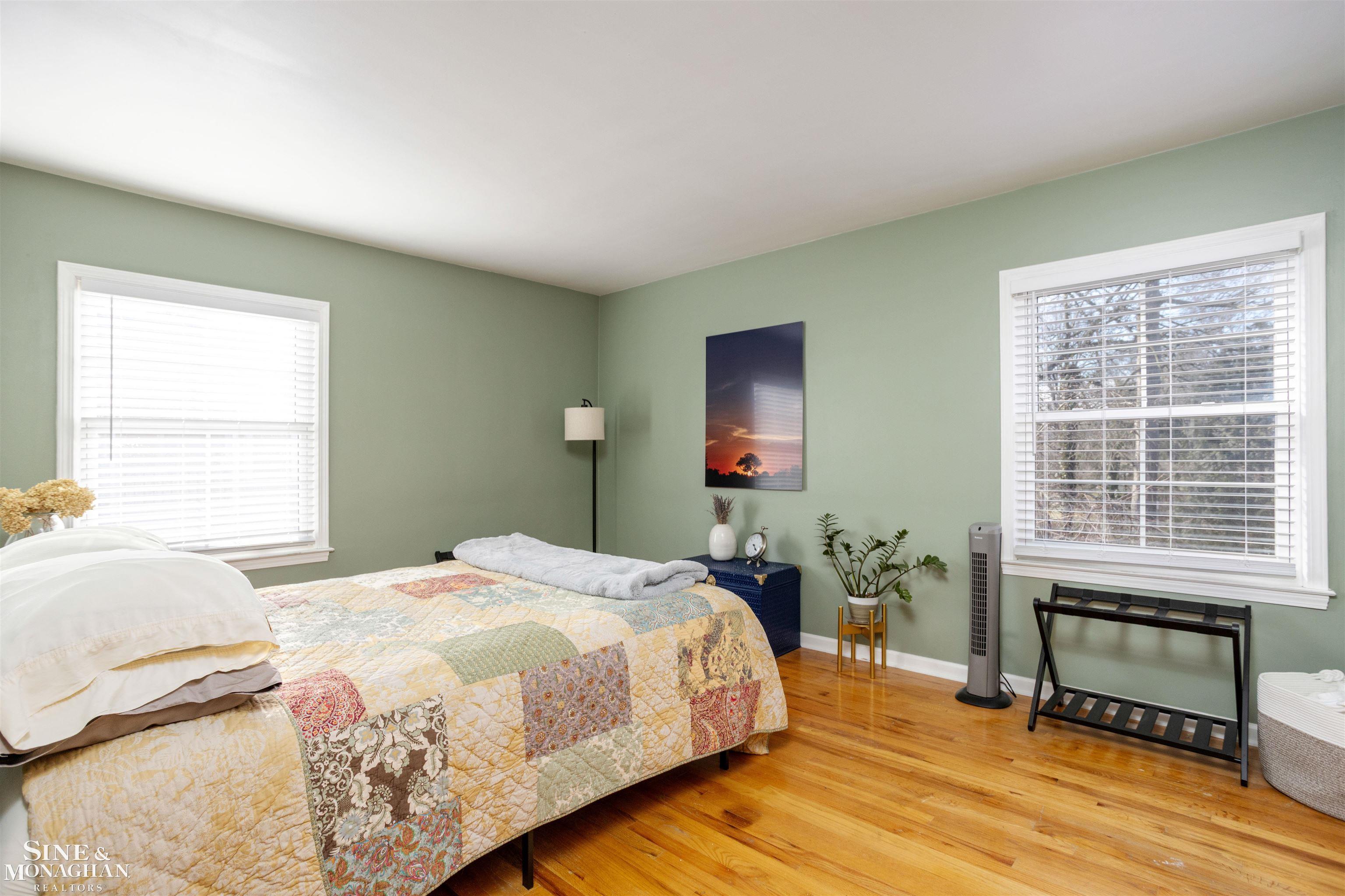 641 North Oxford Road Grosse Pointe, MI 48236 - Photo 29 of 44 50170006-08e12108-3ea1-48f4-8f48-8e63a8e2c6db.JPG