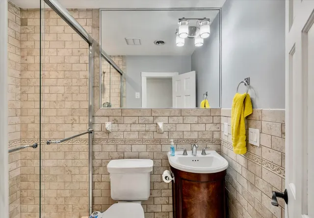 $875,000 | 100 Fairway Drive, Summerville, SC 29483