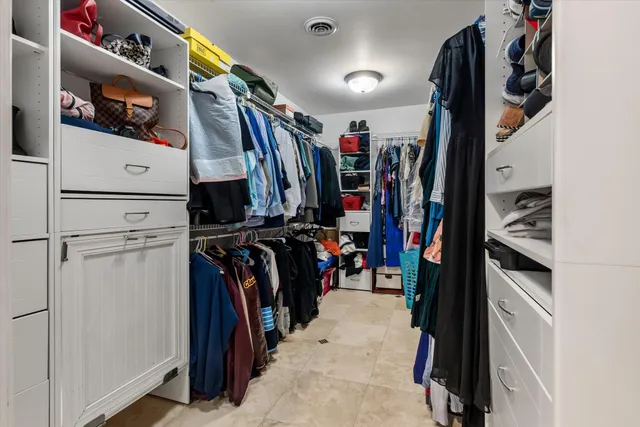 $875,000 | 100 Fairway Drive, Summerville, SC 29483