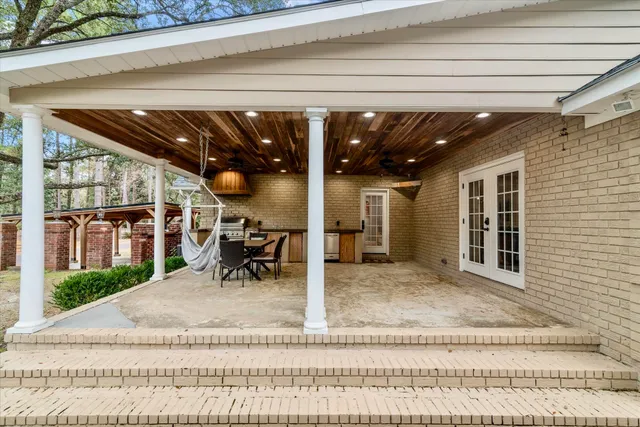 $875,000 | 100 Fairway Drive, Summerville, SC 29483