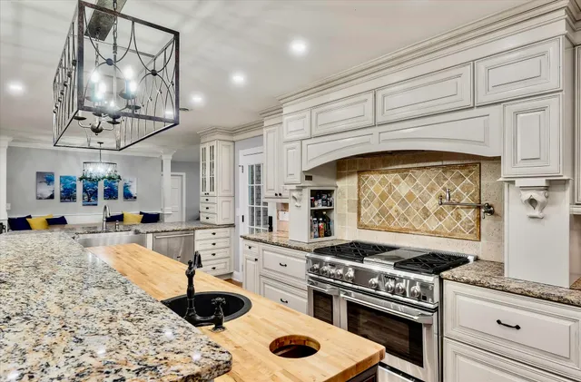 $875,000 | 100 Fairway Drive, Summerville, SC 29483