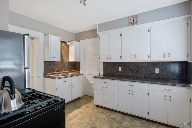 $1,950 | 965-67 Wadsworth Street, Unit 67, Syracuse, NY 13208