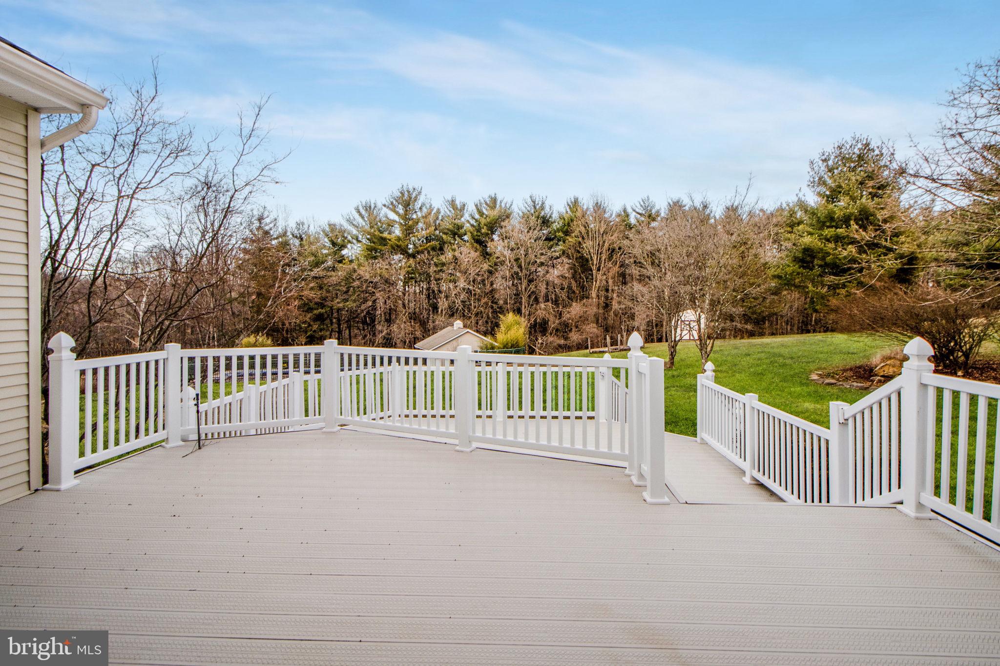 15434 Conrad Spring Road Boyds, MD 20841 - Photo 143 of 150 Main house 2 tier deck