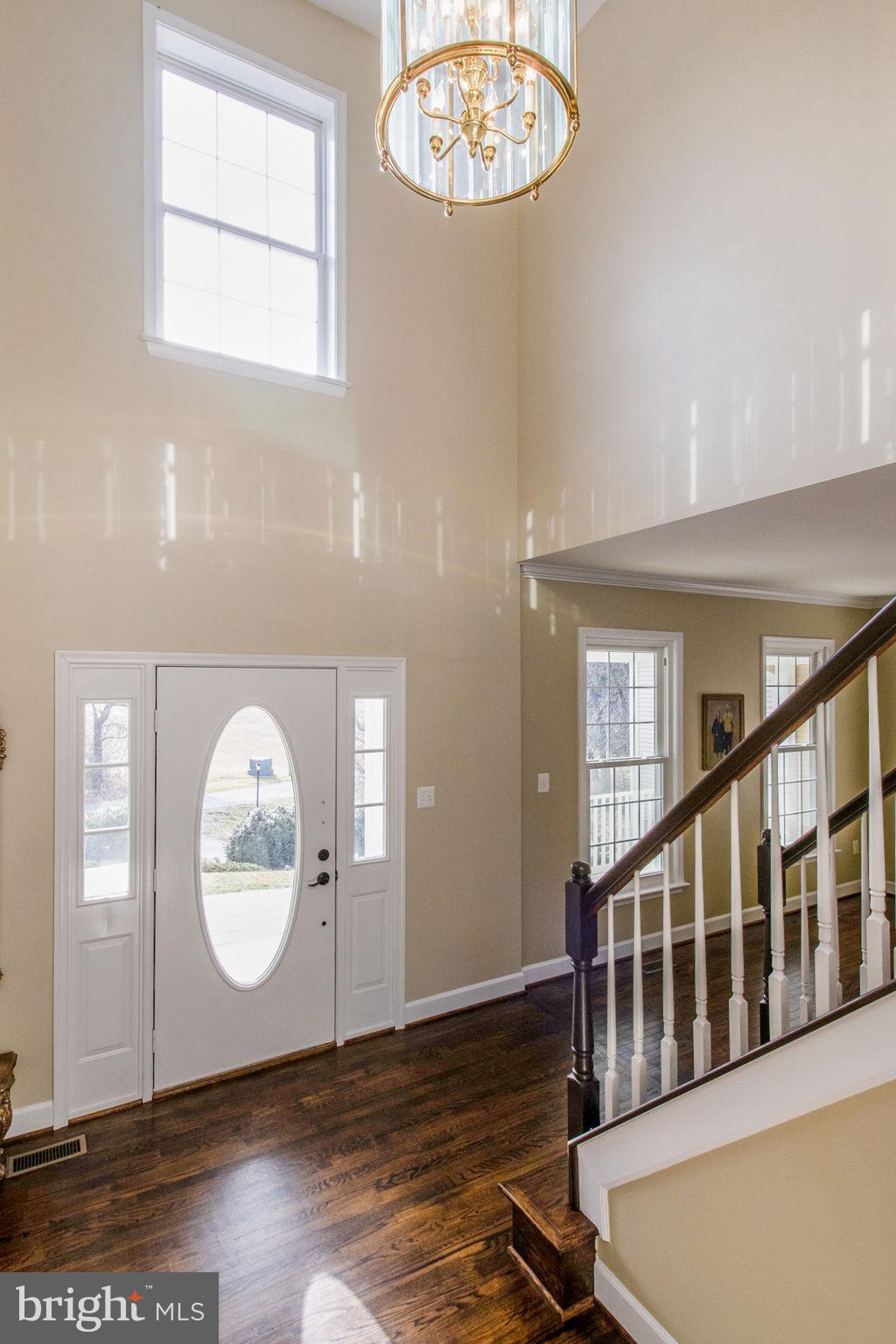 15434 Conrad Spring Road Boyds, MD 20841 - Photo 7 of 150 2 story entry foyer