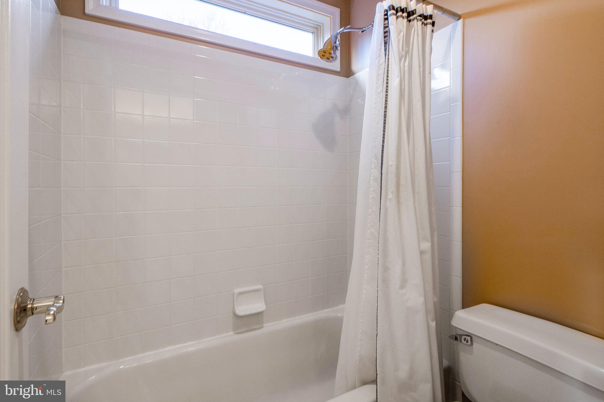 15434 Conrad Spring Road Boyds, MD 20841 - Photo 89 of 150 Connecting Full bath upper level