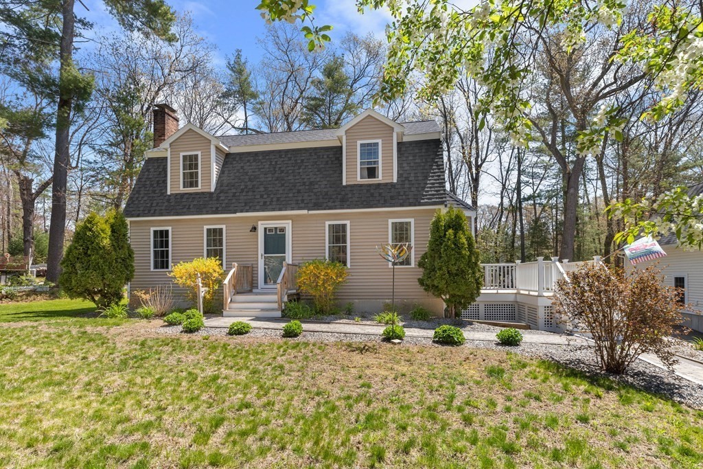 49 Myron Road Haverhill, MA 01830 - Photo 2 of 40 Gallery Image 2
