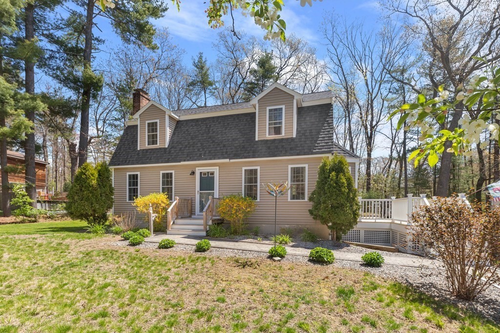 49 Myron Road Haverhill, MA 01830 - Photo 3 of 40 Gallery Image 3