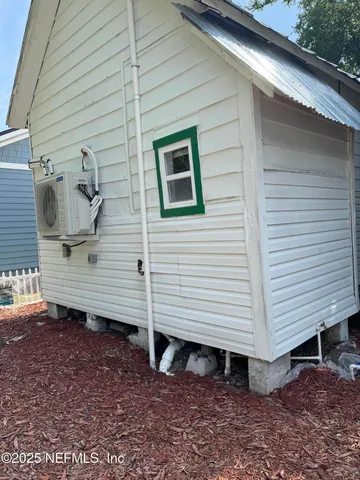 $950 | 946 Spearing Street, Jacksonville, FL 32206