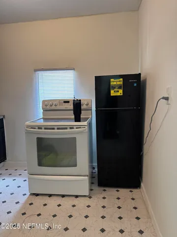 $950 | 946 Spearing Street, Jacksonville, FL 32206