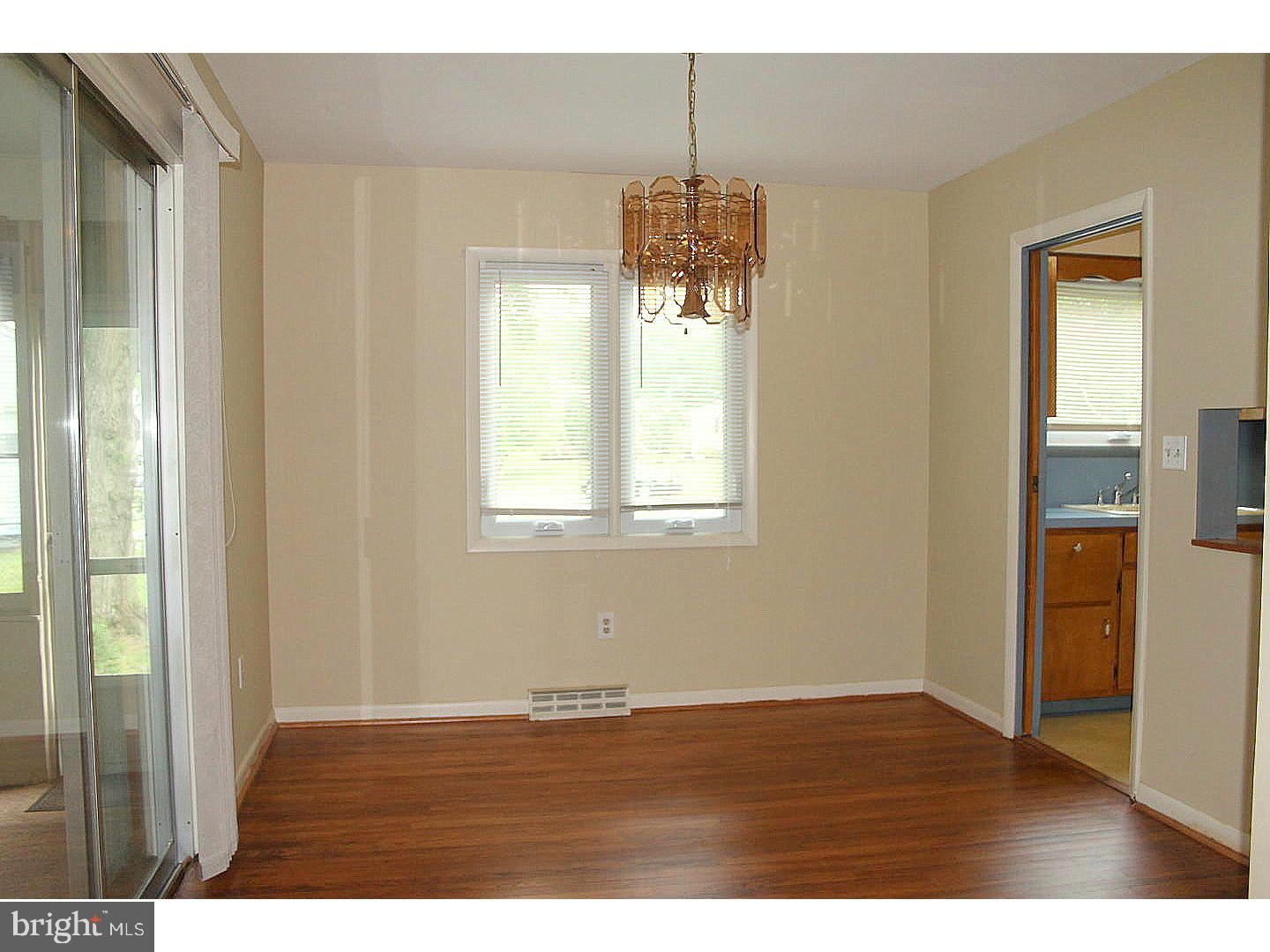 52 Rockland Road Ewing, NJ 08638 - Photo 4 of 13 Dining Room