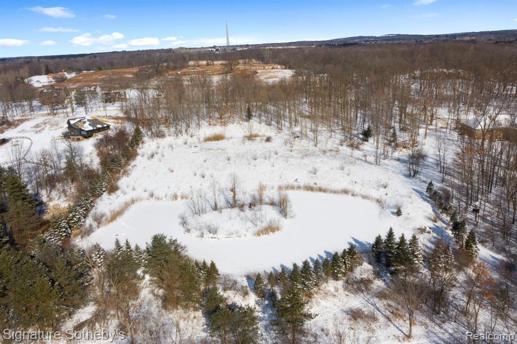 1436 Predmore Road Oakland, MI 48363 - Photo 7 of 16