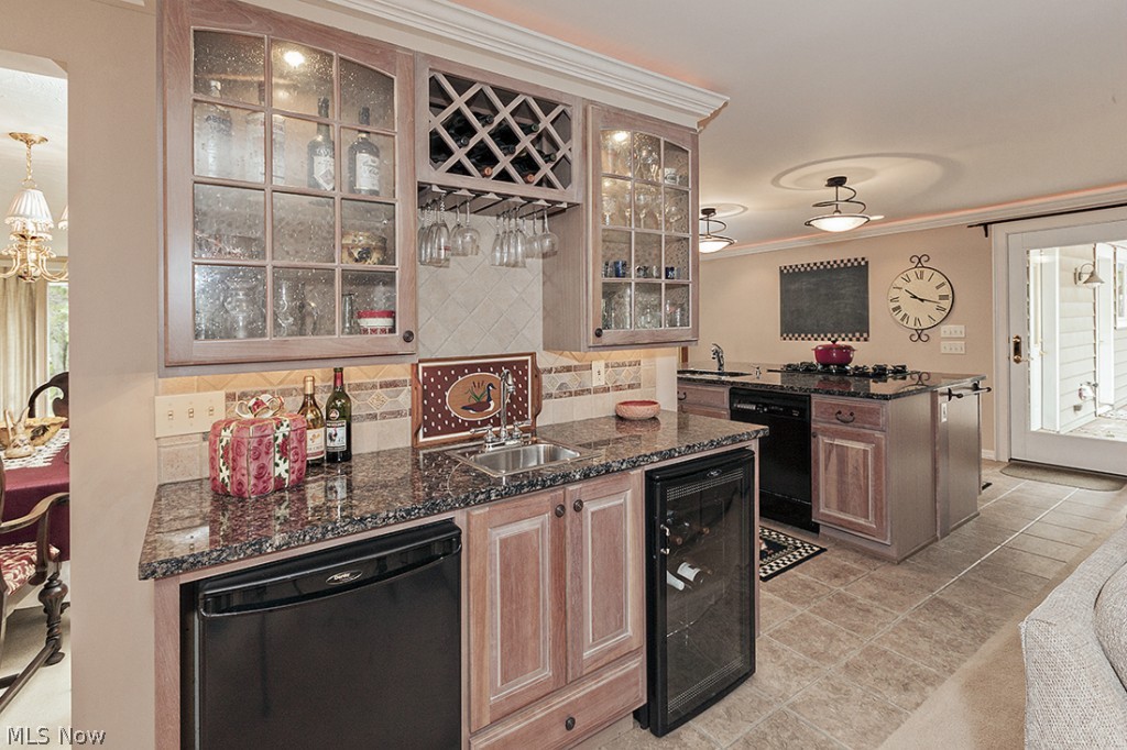 15366 Dale Road Chagrin Falls, OH 44022 - Photo 8 of 25