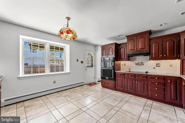 $1,150,000 | 1522 Evergreen Lane, Berwyn, PA 19312