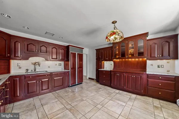 $1,150,000 | 1522 Evergreen Lane, Berwyn, PA 19312
