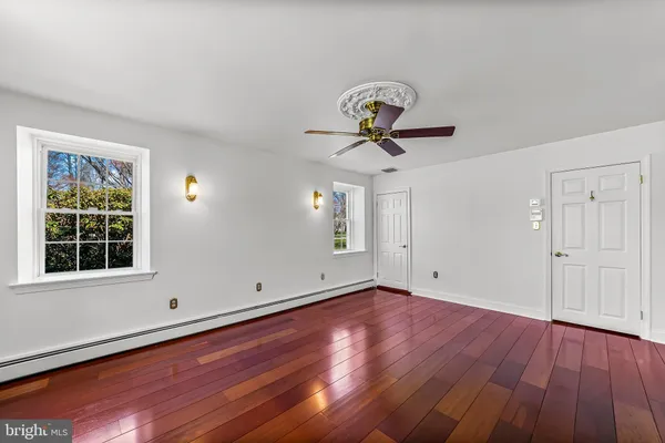 $1,150,000 | 1522 Evergreen Lane, Berwyn, PA 19312