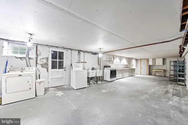 $1,150,000 | 1522 Evergreen Lane, Berwyn, PA 19312