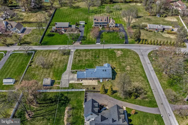 $1,150,000 | 1522 Evergreen Lane, Berwyn, PA 19312