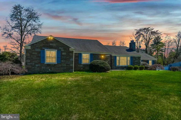 $1,150,000 | 1522 Evergreen Lane, Berwyn, PA 19312