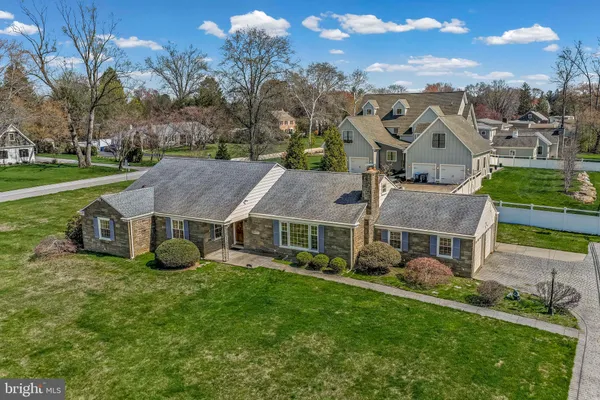 $1,150,000 | 1522 Evergreen Lane, Berwyn, PA 19312