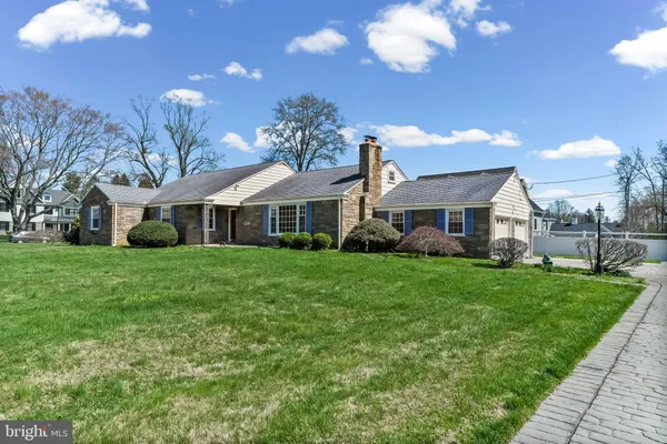 $1,150,000 | 1522 Evergreen Lane, Berwyn, PA 19312