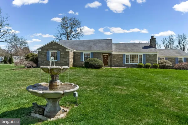 $1,150,000 | 1522 Evergreen Lane, Berwyn, PA 19312