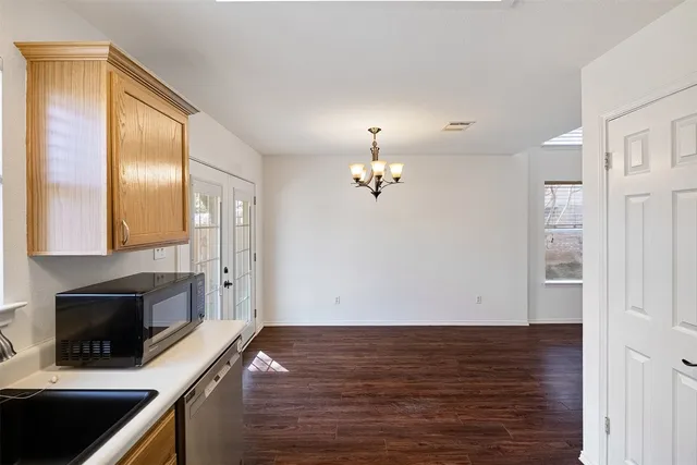 $1,950 | 1725 Zydeco Drive, Round Rock, TX 78664