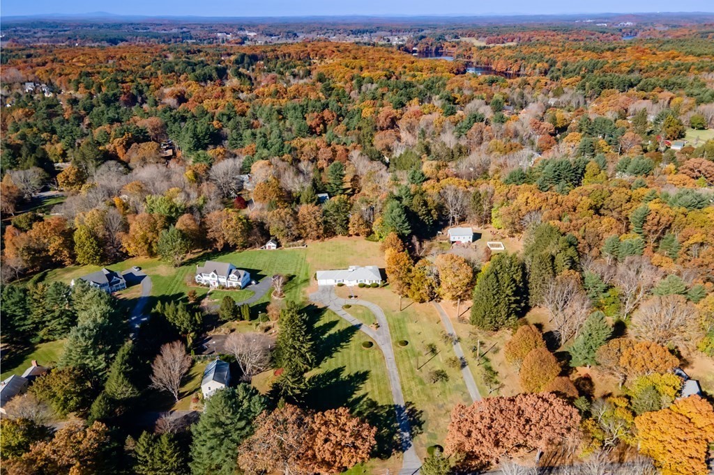 263 Lincoln Road Lincoln, MA 01773 - Photo 36 of 37 a view of a city