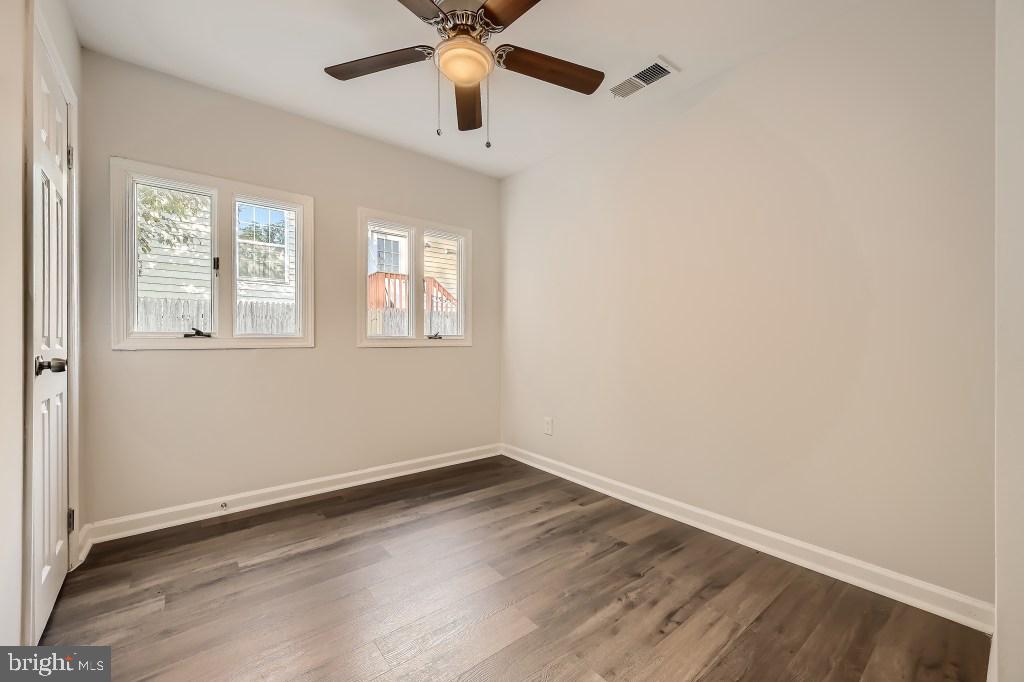 1404 Gleason Street Silver Spring, MD 20902 - Photo 23 of 29 Bedroom