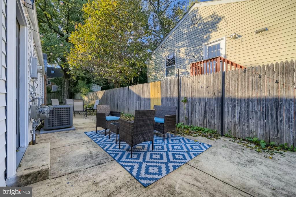 1404 Gleason Street Silver Spring, MD 20902 - Photo 26 of 29 Patio