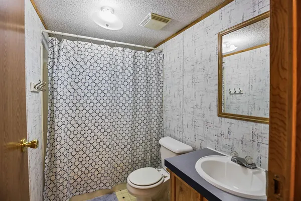 $174,900 | 405 Edgar Place, Faribault, MN 55021