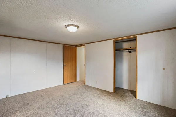 $174,900 | 405 Edgar Place, Faribault, MN 55021