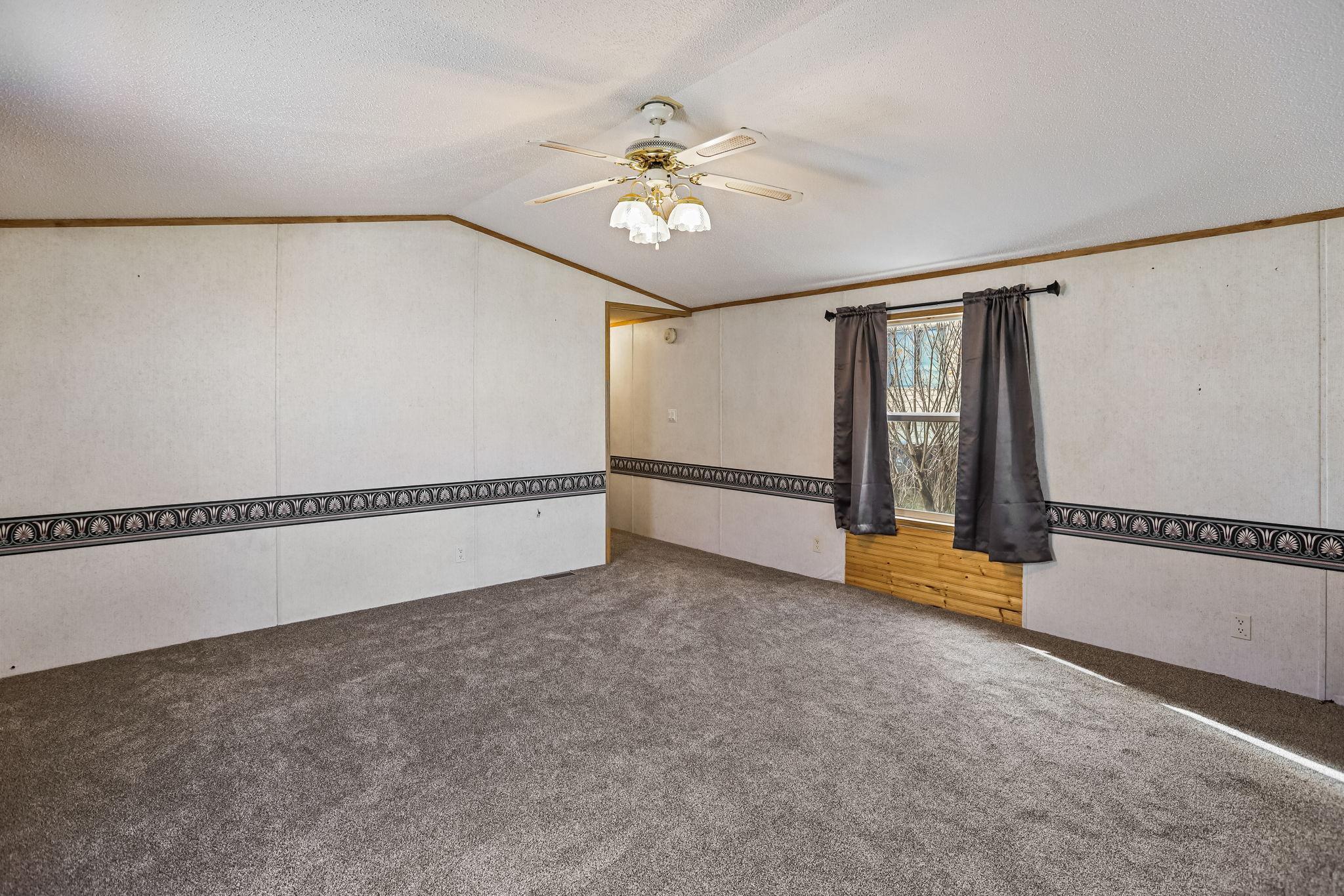 405 Edgar Place Faribault, MN 55021 - Photo 9 of 28