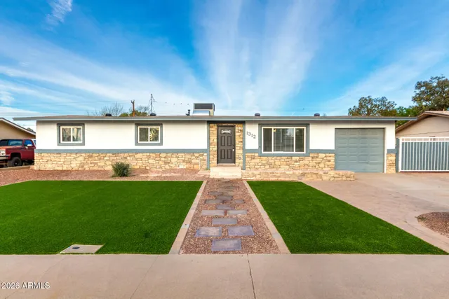 $669,000 | 1312 North 24th Street, Mesa, AZ 85213