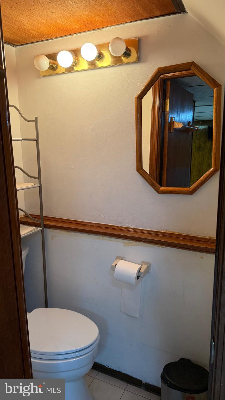 103 Academy Lane Upper Darby, PA 19082 - Photo 17 of 19