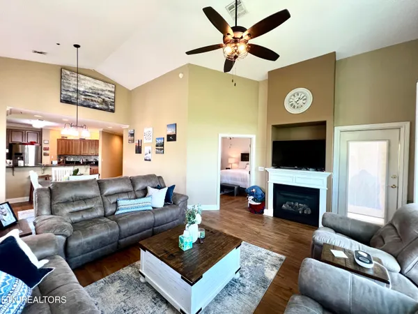 $999,000 | 1283 Highway 139, Unit 406C, Dandridge, TN 37725