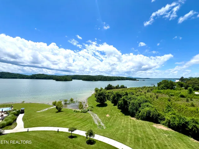 $999,000 | 1283 Highway 139, Unit 406C, Dandridge, TN 37725