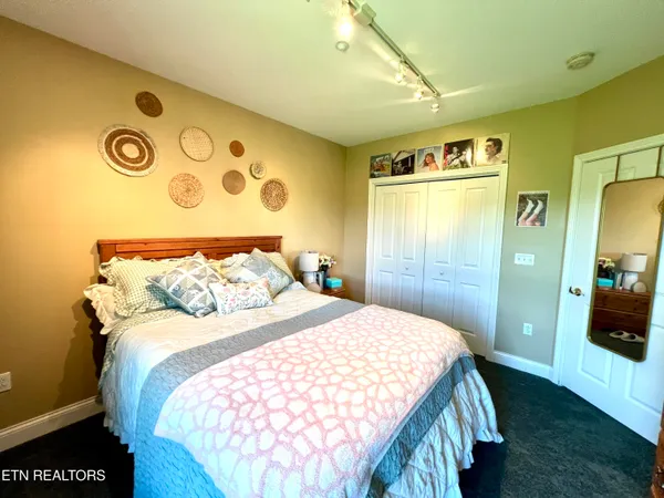 $999,000 | 1283 Highway 139, Unit 406C, Dandridge, TN 37725