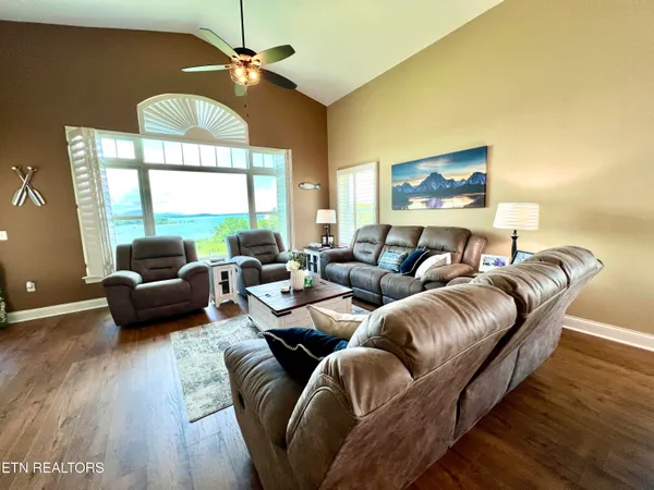 $999,000 | 1283 Highway 139, Unit 406C, Dandridge, TN 37725