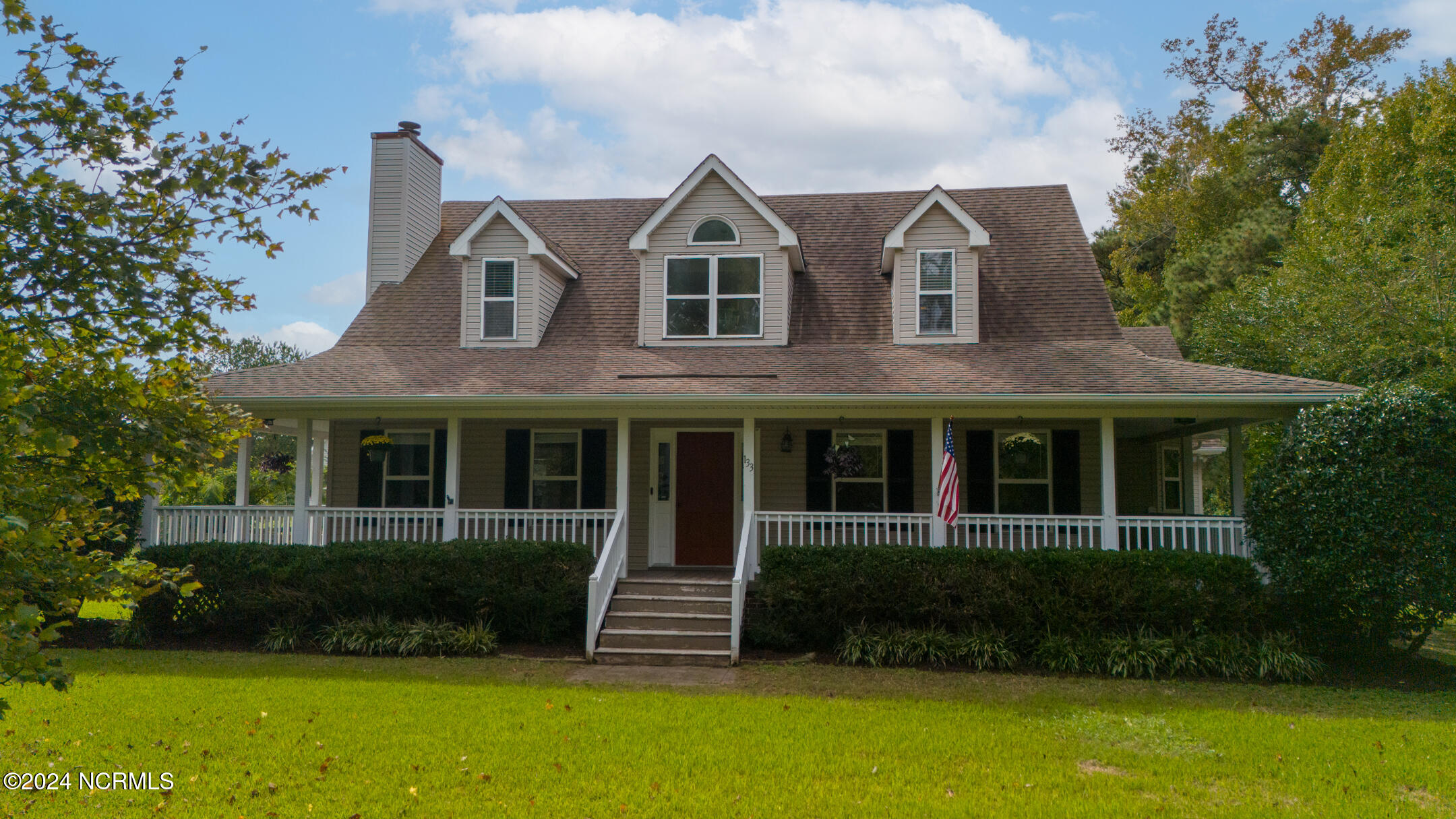 133 Ward's Road Knotts Island, NC 27950 - Photo 3 of 46 3