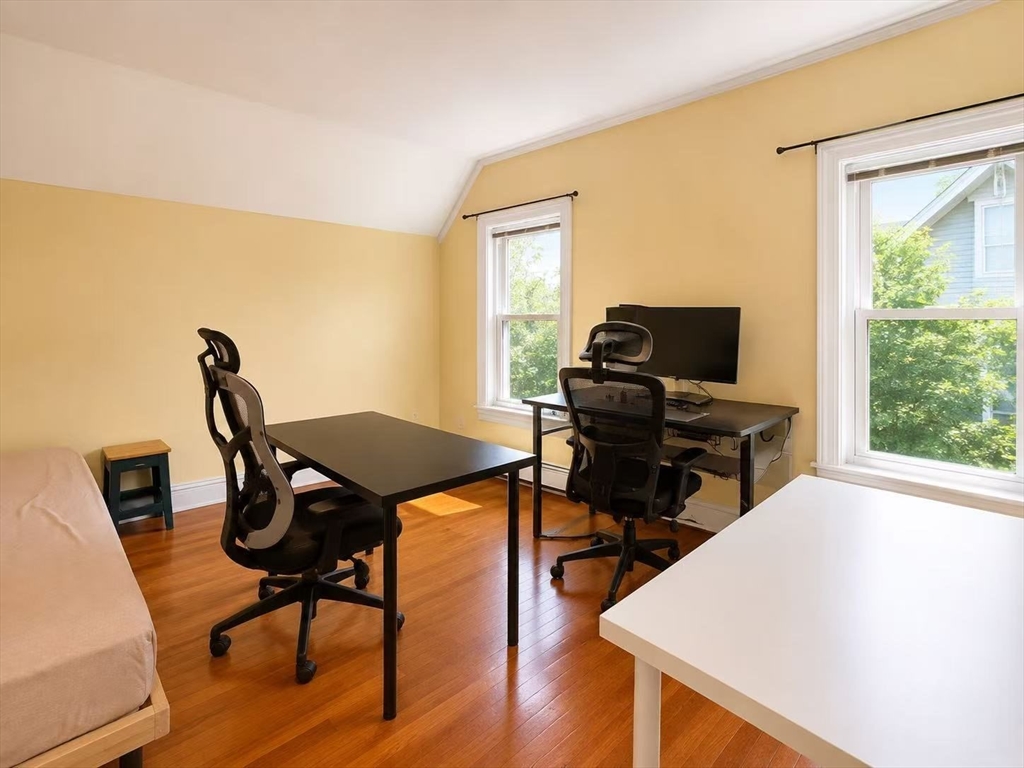 35 Palmer Street, Unit R Waltham, MA 02451 - Photo 6 of 13 Gallery Image 6