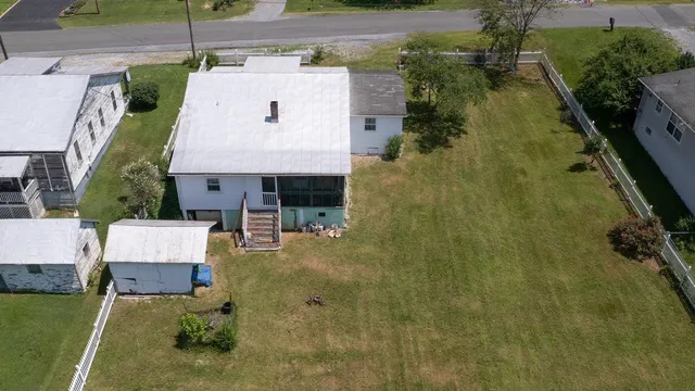 aerial view of a bathroom