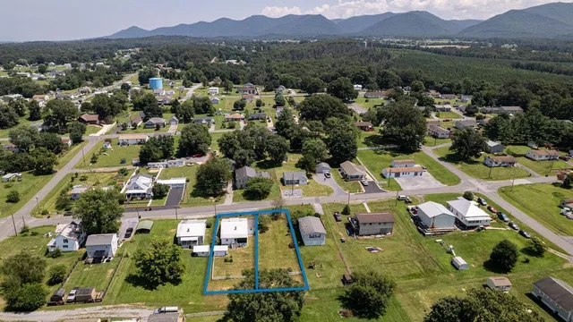 $160,000 | 711 8th Street, Shenandoah, VA 22849