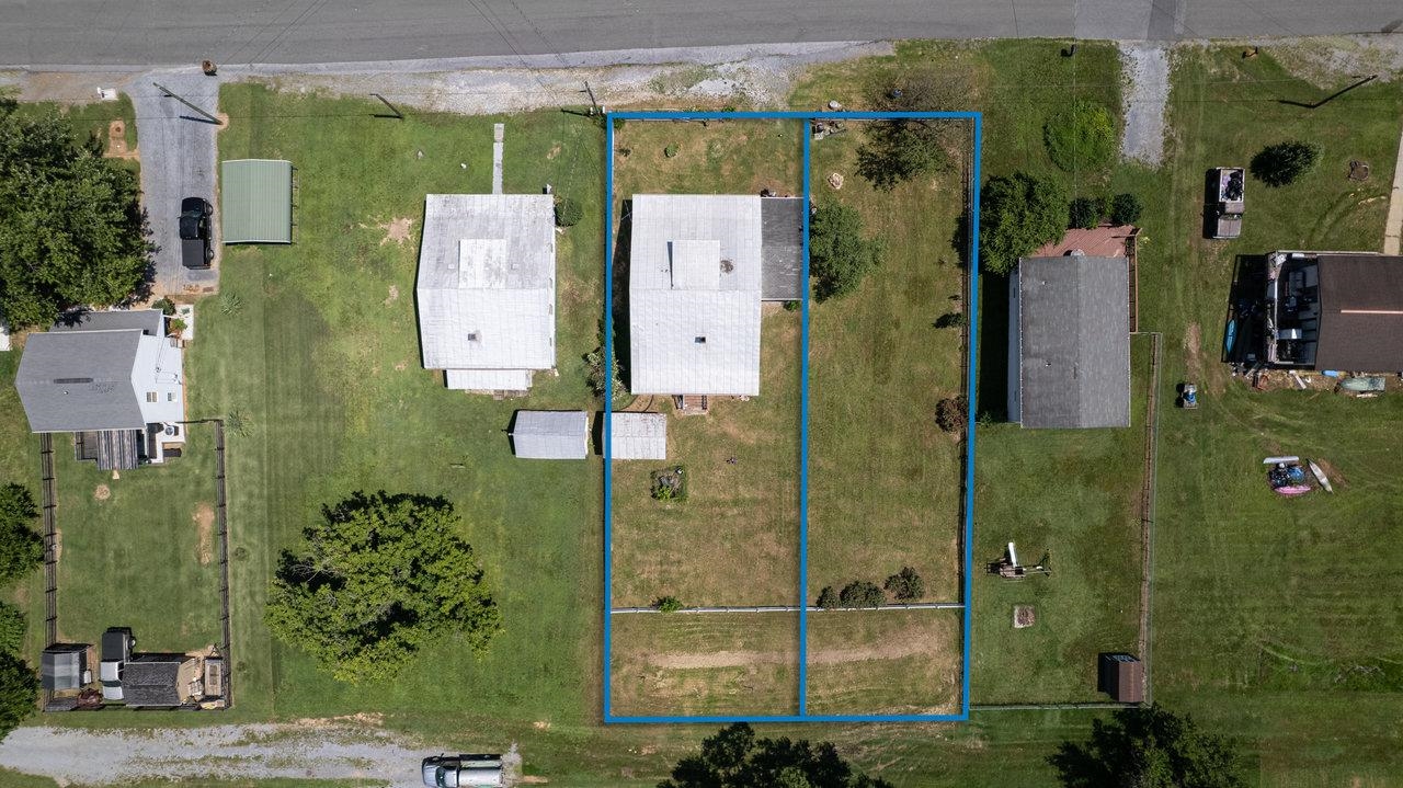 711 8th Street Shenandoah, VA 22849 - Photo 57 of 60 aerial view of a bathroom