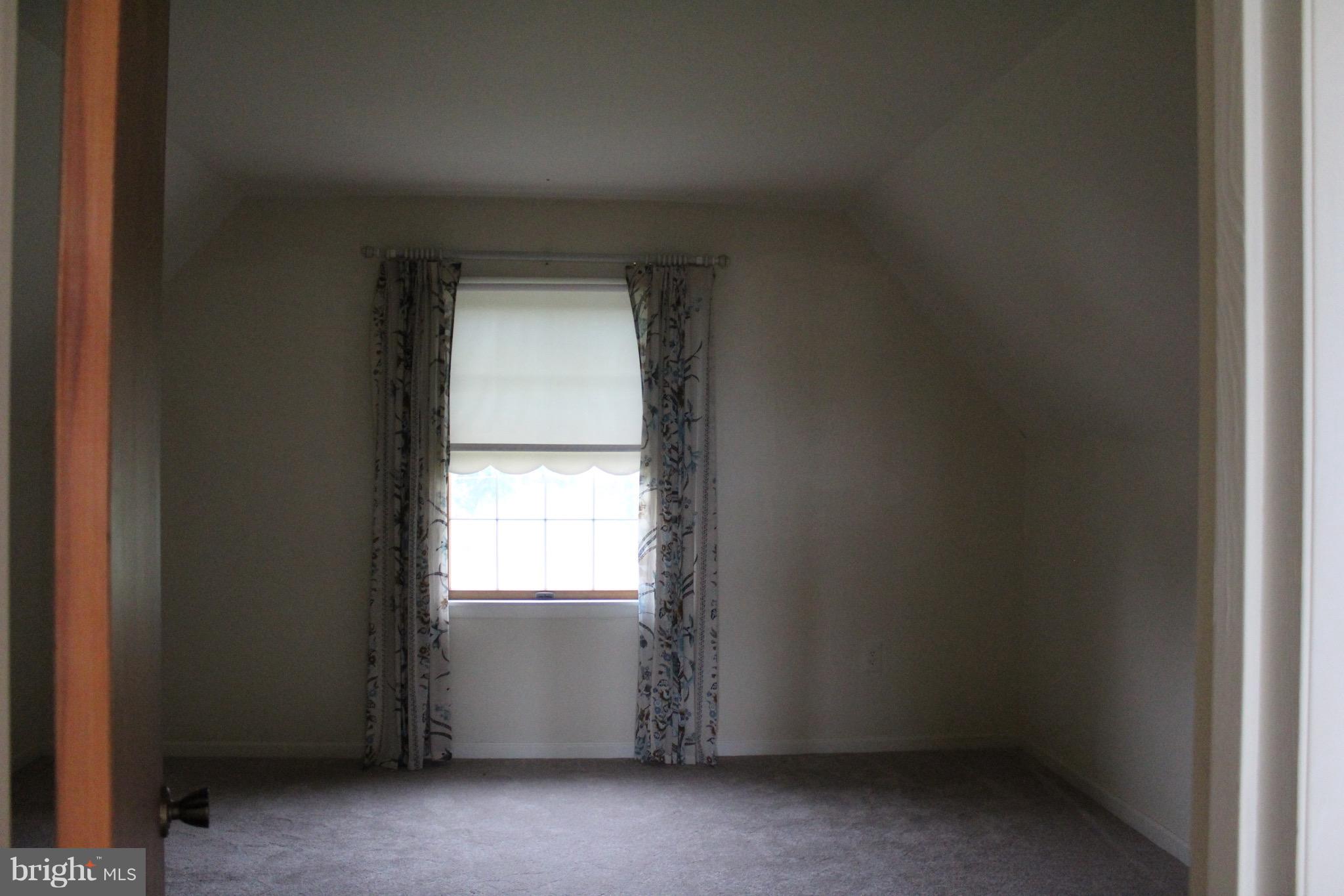 105 Blackwell Road Colonial Beach, VA 22443 - Photo 19 of 27 Bedroom
