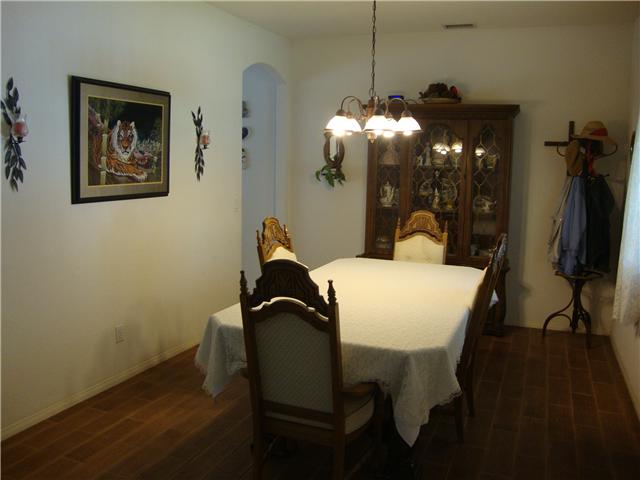 1315 Wilson Road Ramona, CA 92065 - Photo 8 of 25 Wood look tile in Dining Room