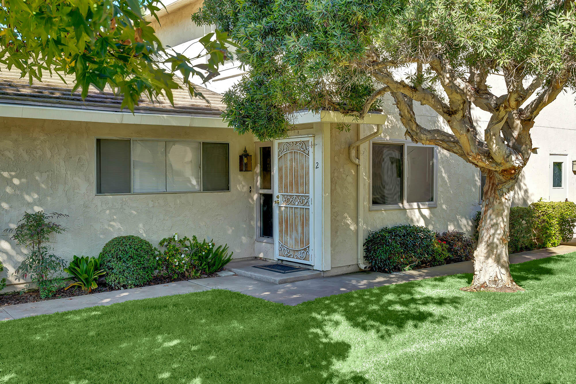 5950 Birch Street, Unit 2 Carpinteria, CA 93013 - Photo 15 of 33 Front entry - 5950 Birch Street 2 93013