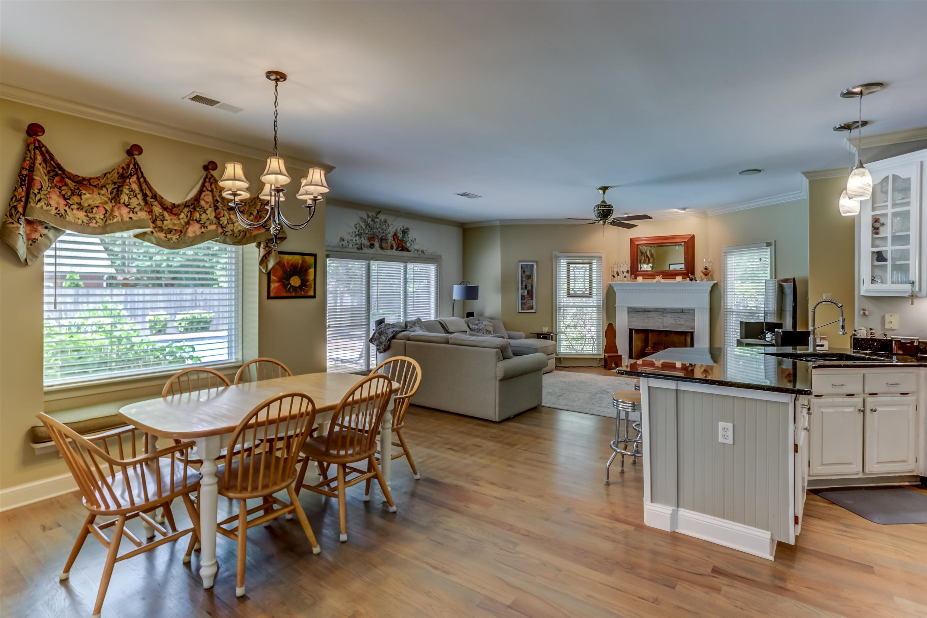 619 Roxburgh Drive Collierville, TN 38017 - Photo 12 of 30 Gallery Image 12