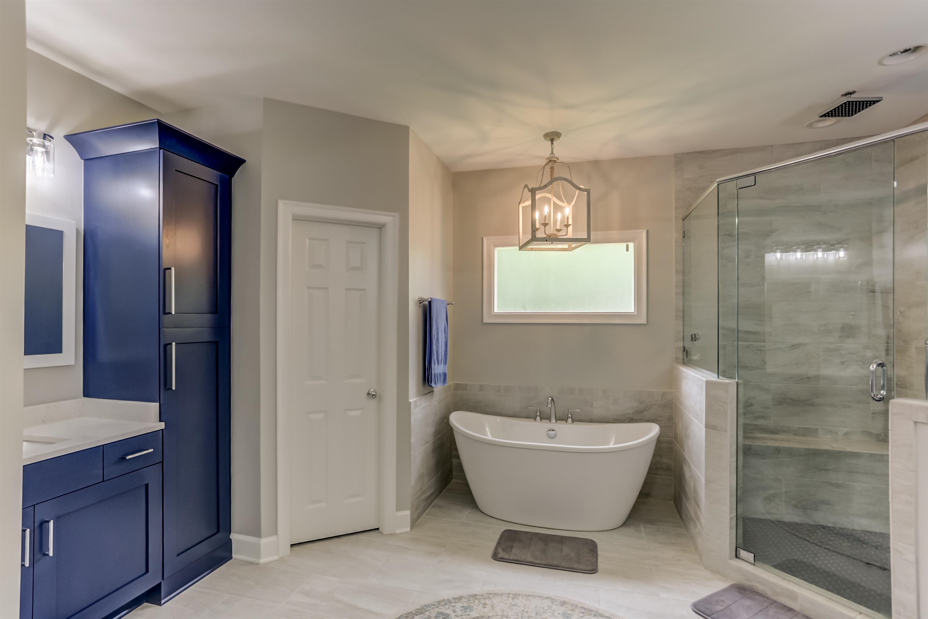 619 Roxburgh Drive Collierville, TN 38017 - Photo 18 of 30 No more gold frames! The primary bathroom has been freshly renovated!!