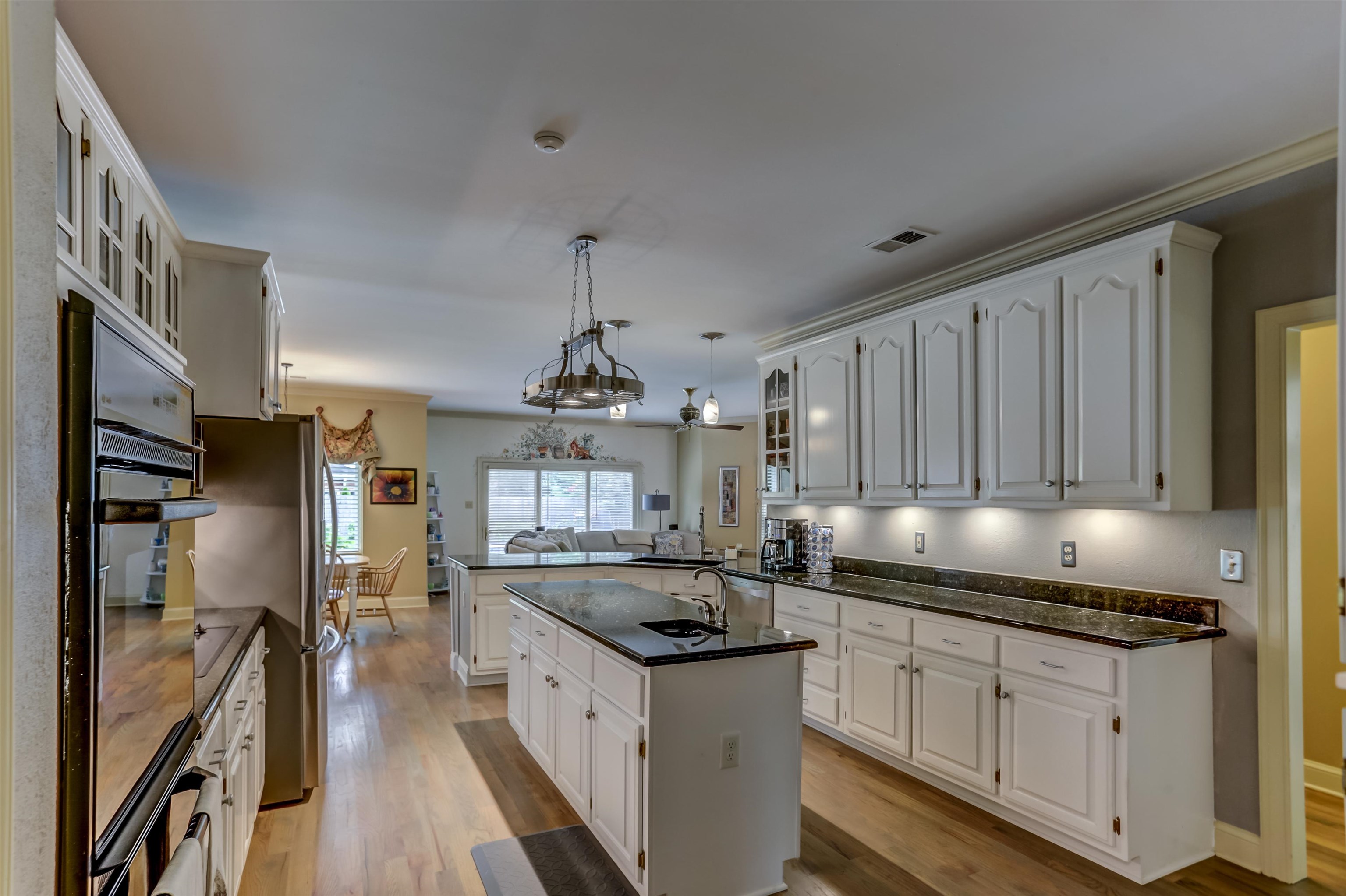 619 Roxburgh Drive Collierville, TN 38017 - Photo 9 of 30 Gallery Image 9