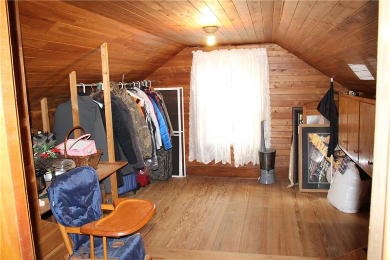 1237 Eckert Road Monaca, PA 15061 - Photo 14 of 19 Walk-in Closet